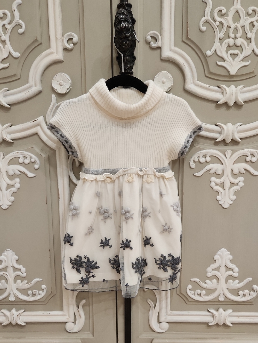 Monnalisa Girls Ivory & Gray Knit Dress Size 2